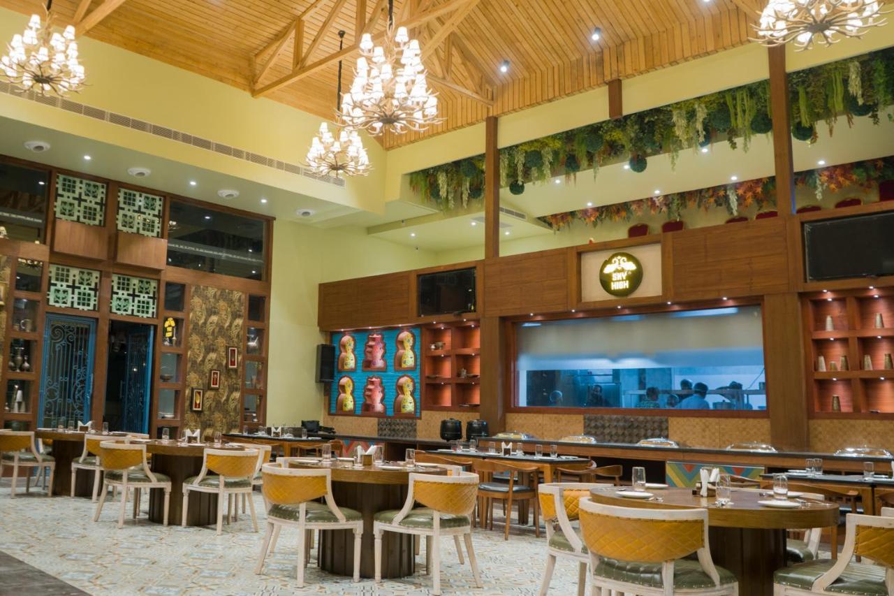 Clarks Inn Suites Kangra Exterior foto